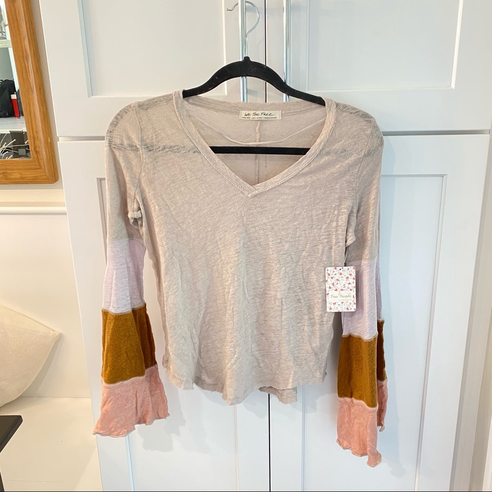 NWT Free People Top 🧡